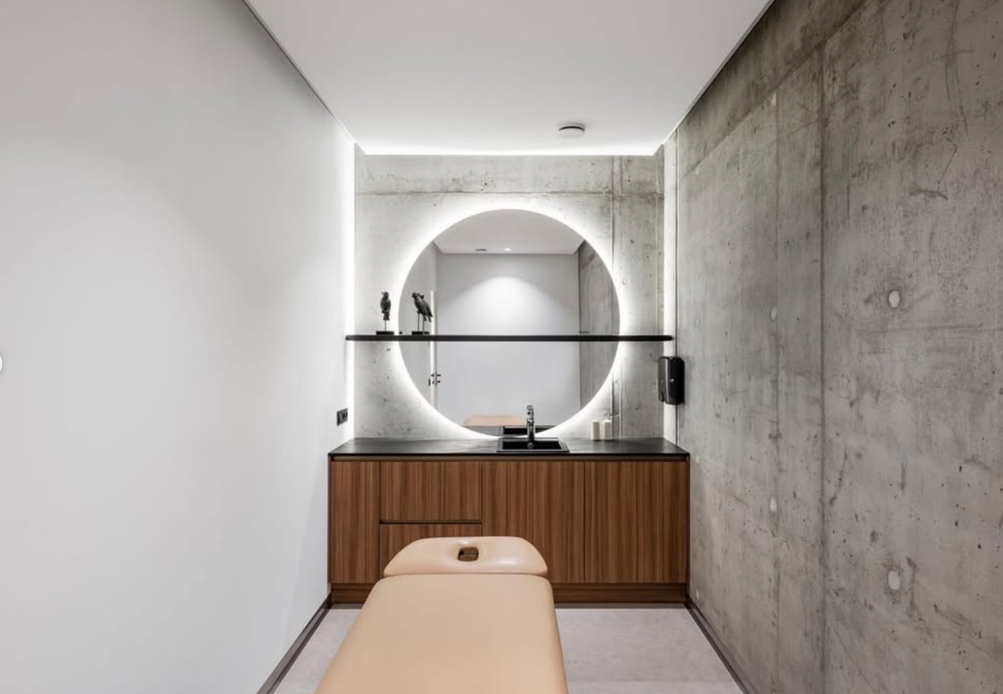 Fitnie Academy – custom furniture, photo 3 – Estubos Baldai