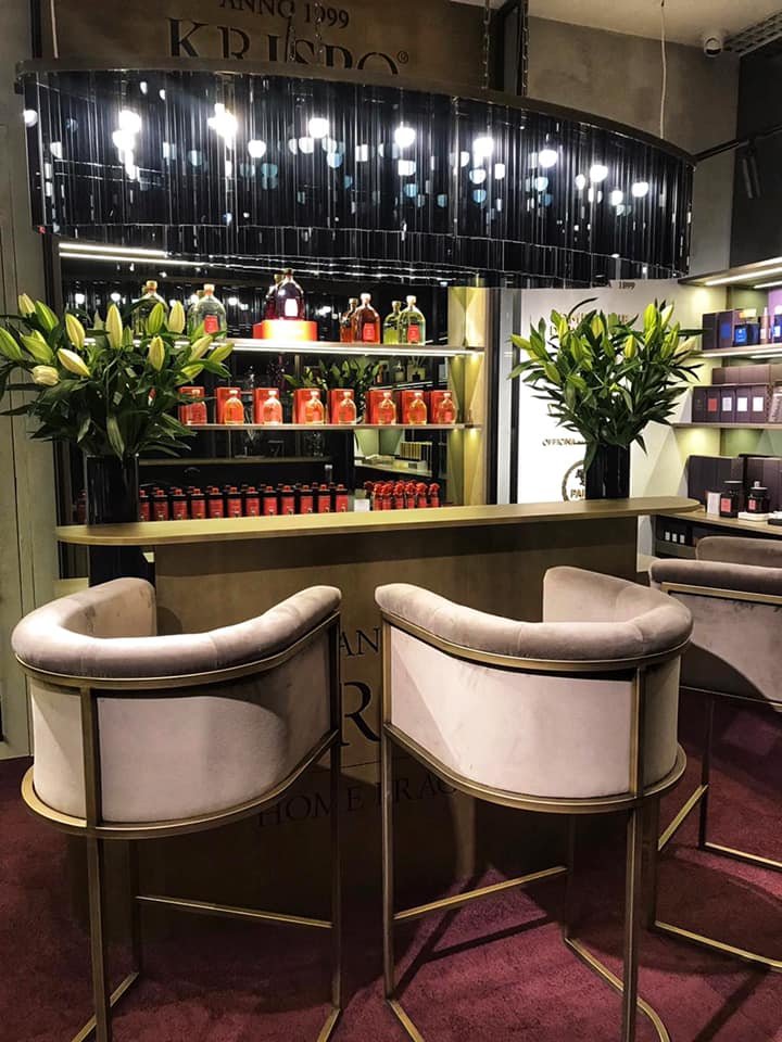 Krispo Home Fragrances – custom furniture, photo 2 – Estubos Baldai