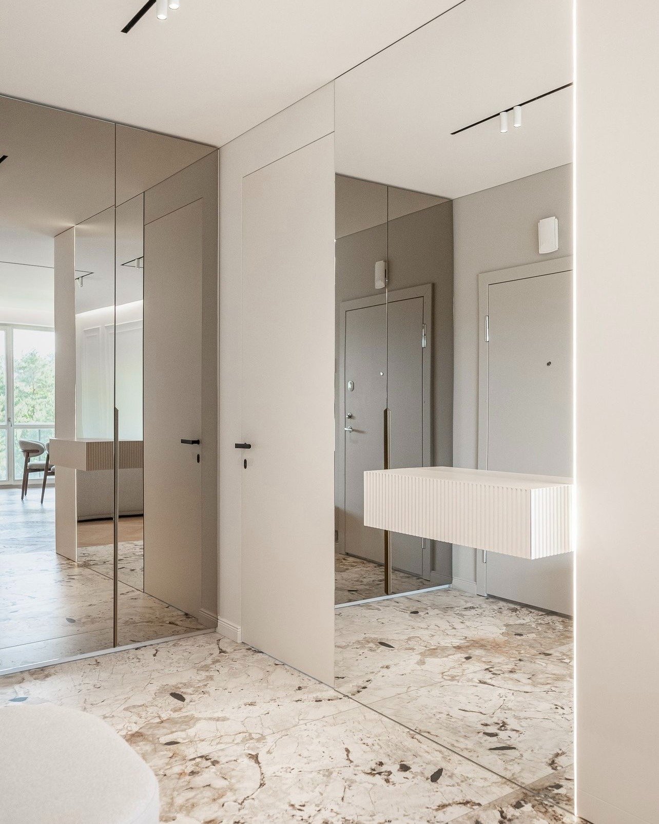 Čiurlionio Apartment – custom furniture, photo 9 – Estubos Baldai