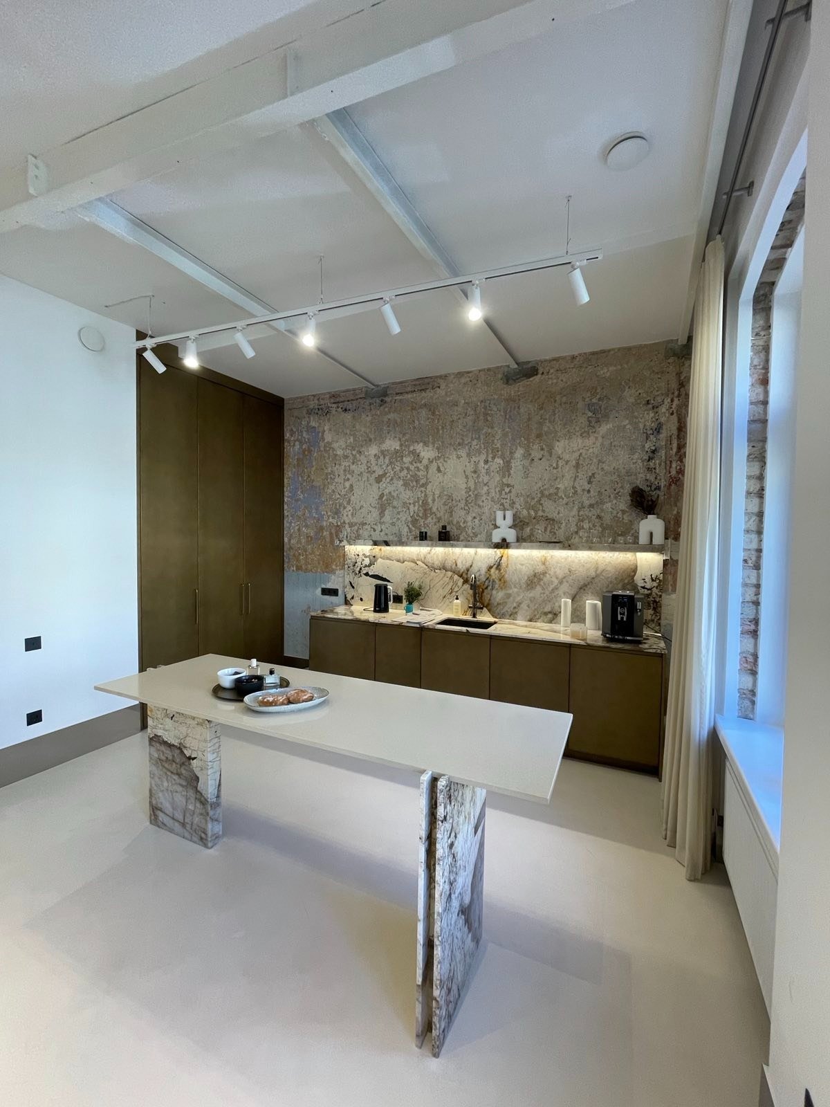 Čiurlionio Apartment – custom furniture, photo 11 – Estubos Baldai